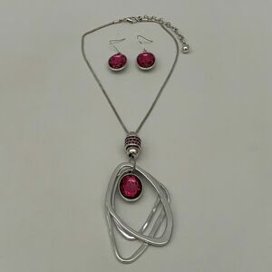 Women's Necklace Dangling Earrings Set Pink Fuchsia Stone Silver-tone NWOT